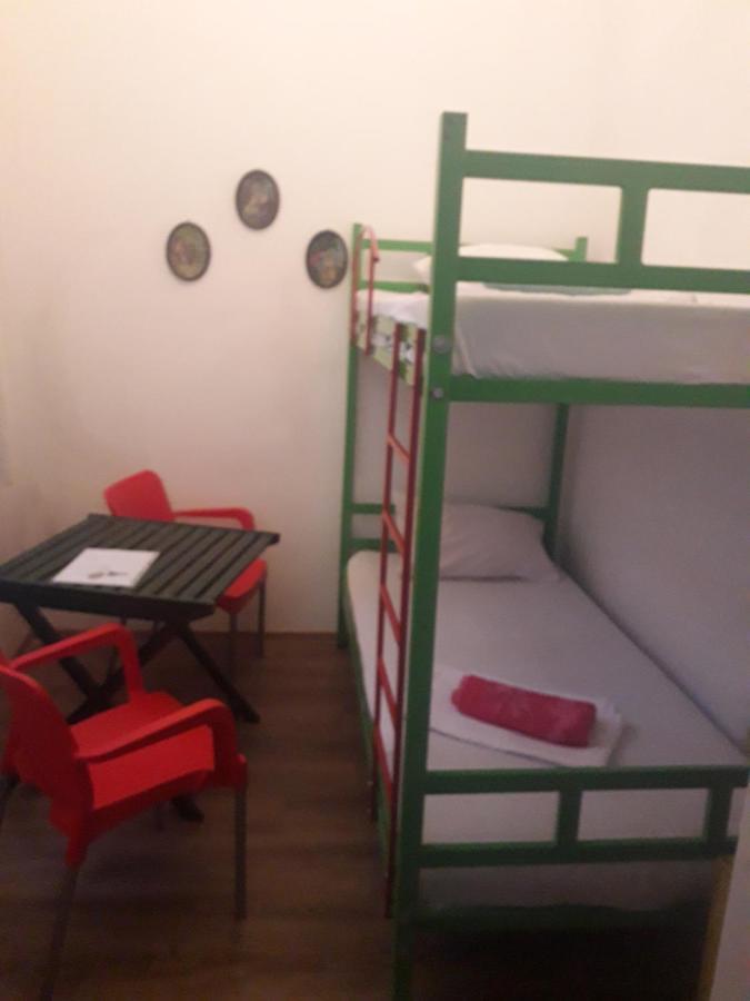 Cosmo Hostel Belgrade Exterior photo